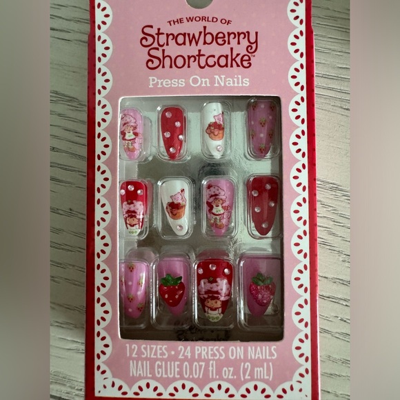 Strawberry Shortcake Set🍓 - Picture 2 of 5